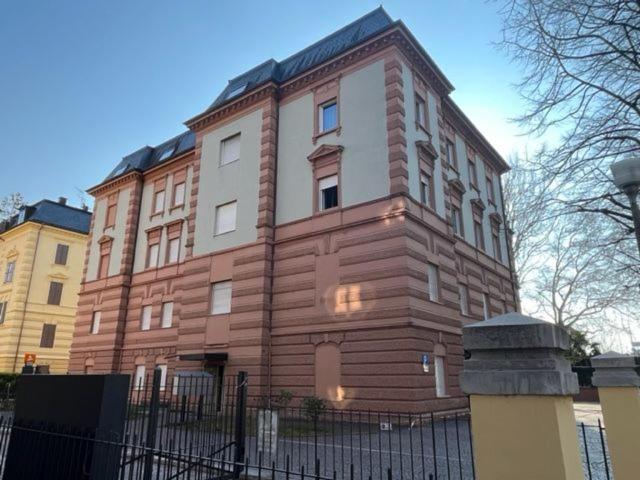Luxury Apartment Paola Merano Exterior photo